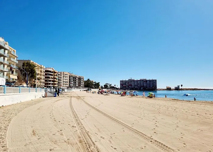 Comfortable In With Pool And Near The Sea