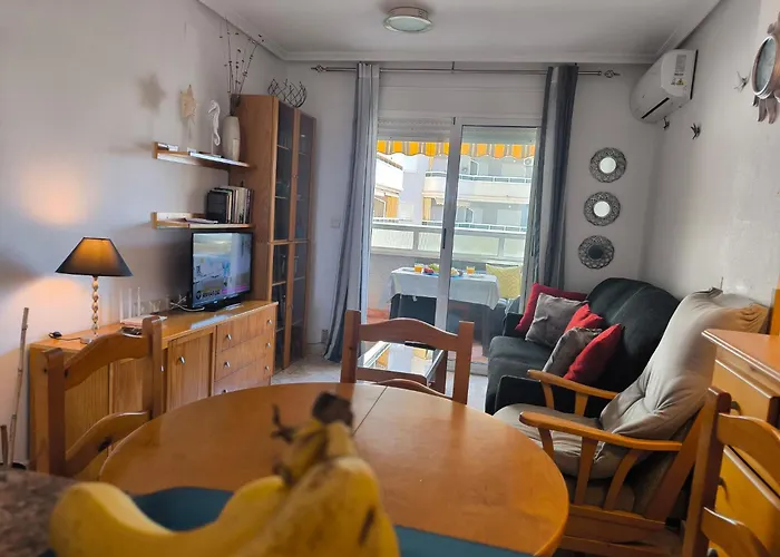 Comfortable In With Pool And Near The Sea Apartment *