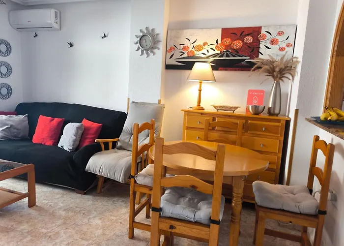 Comfortable In With Pool And Near The Sea *