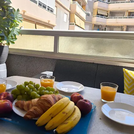 Comfortable In With Pool And Near The Sea Lejlighed