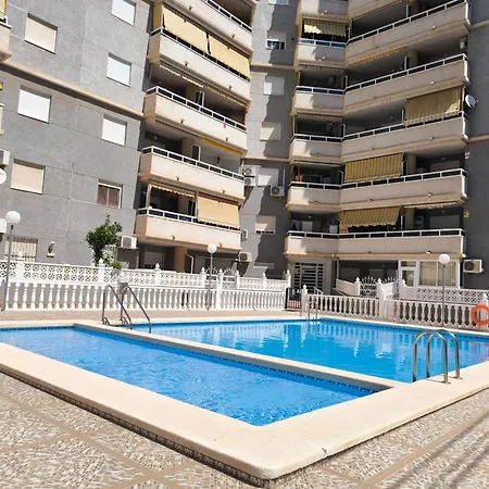 Lejlighed Comfortable In With Pool And Near The Sea Torrevieja